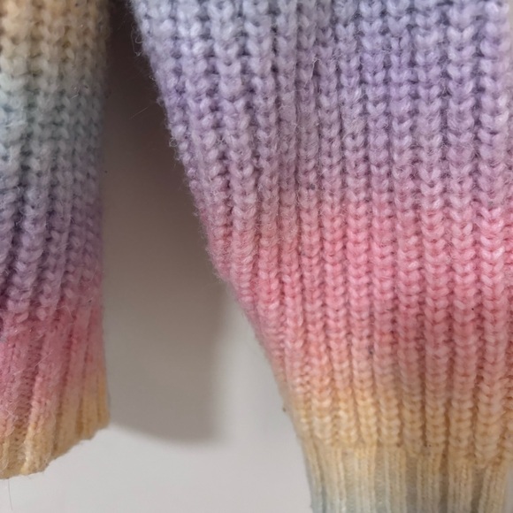Hello Kitty x Forever 21 Pastel Rainbow Crewneck chunky  Sweater size M - Picture 13 of 13
